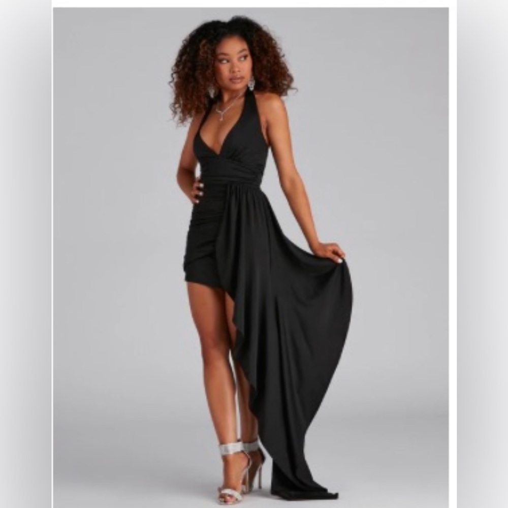 Women’s/Junior Formal Black Dress